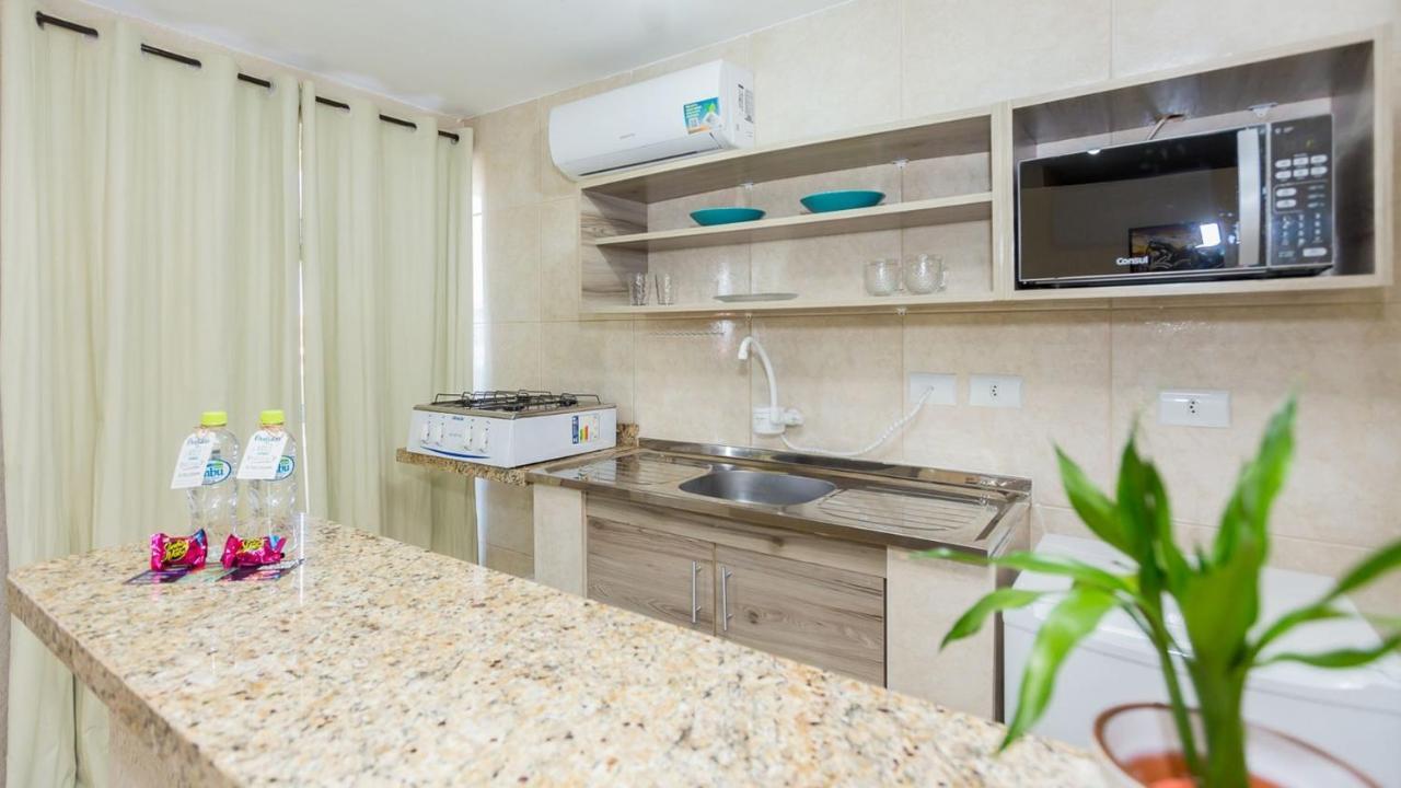 Estúdios confortáveis com preços acessíveis totalmente mobiliados Curitiba Exterior foto